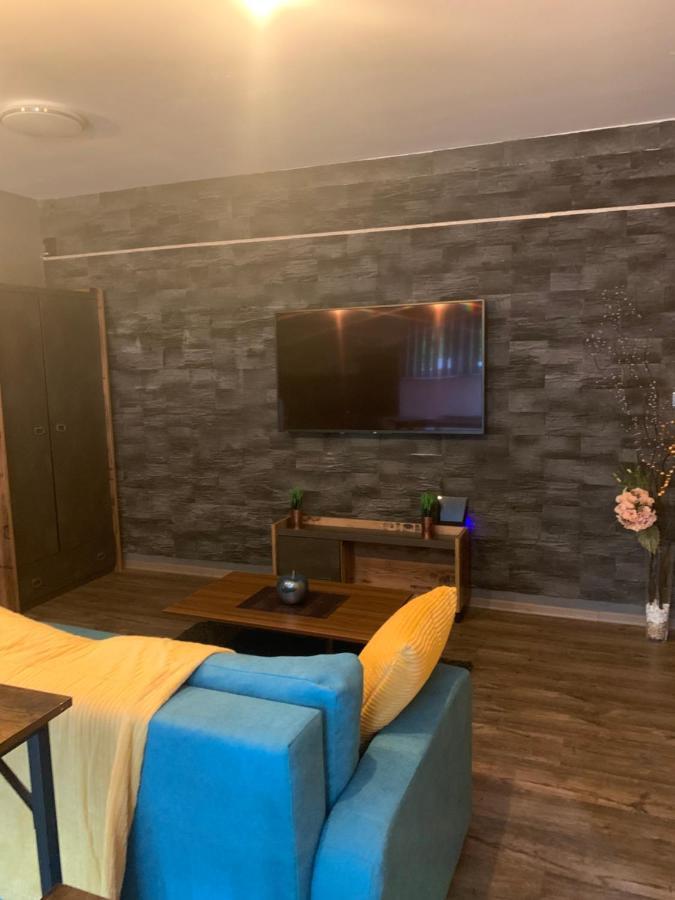 Apartmany City 2 オストラヴァ エクステリア 写真