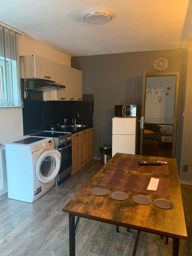 Apartmany City 2 オストラヴァ エクステリア 写真