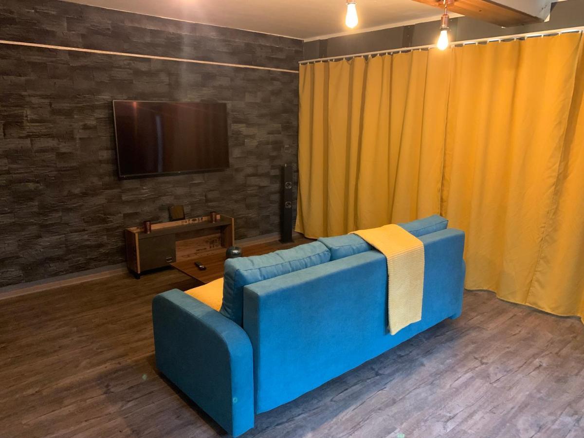 Apartmany City 2 オストラヴァ エクステリア 写真