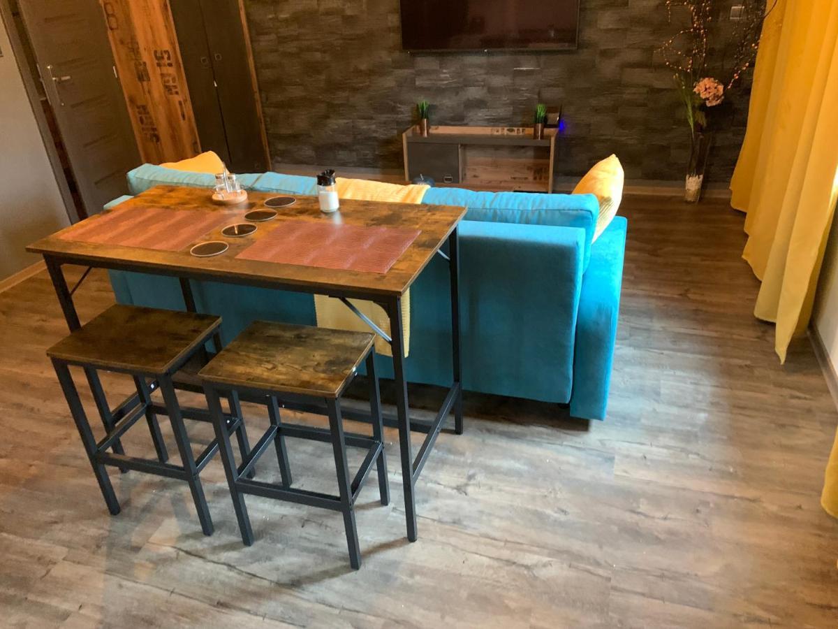 Apartmany City 2 オストラヴァ エクステリア 写真